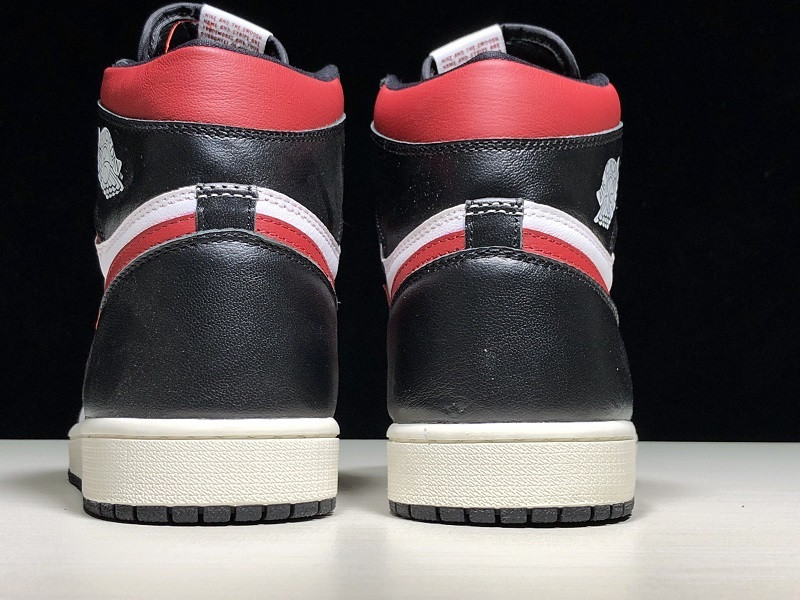 Air Jordan 1 Retro High OG “Gym Red” 555088-061
