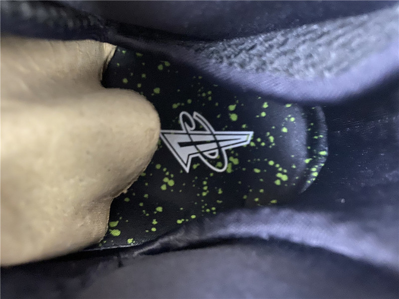 Nike Air Foamposite One Beijing Planet Hoops CW6769-930