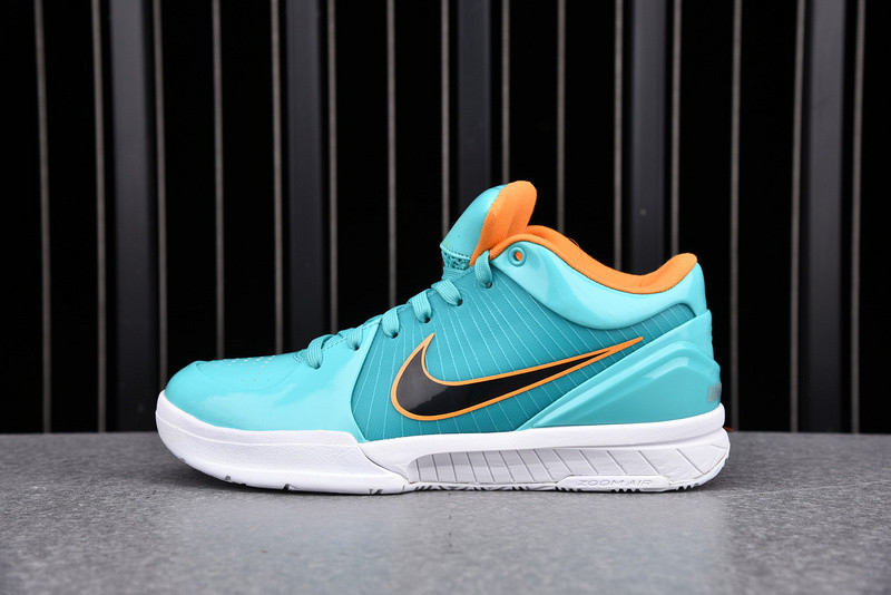 Undefeated x Kobe 4 Protro ''Hyper Jade'' CQ3869-300