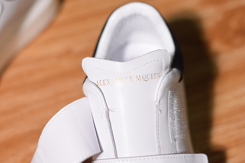 Alexander McQueen Velcro Black Tail 2018