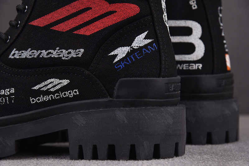 Ba*len*cia*ga boots