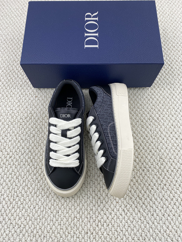 DR B33 Sneaker