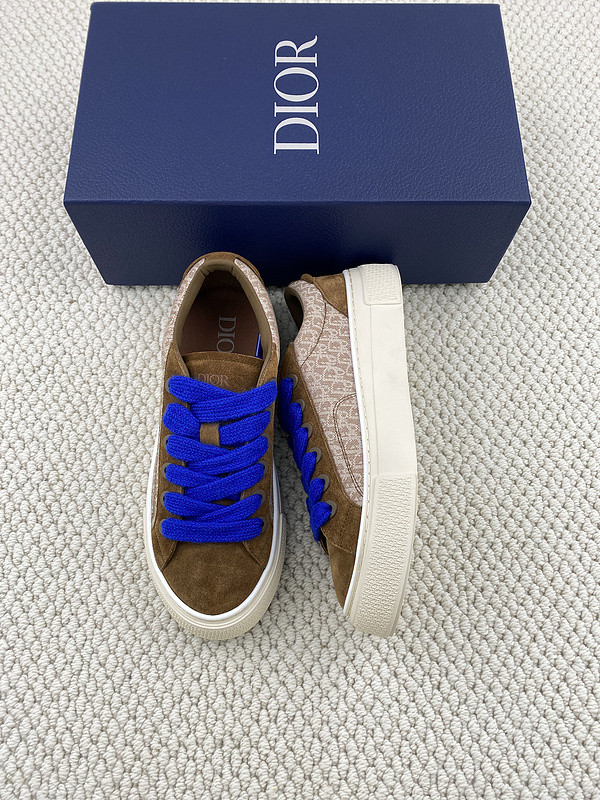 DR B33 Sneaker