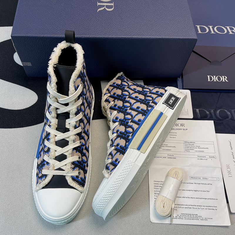 DR B23 High Top Sneaker