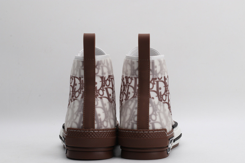 DR B23 High Top Sneaker