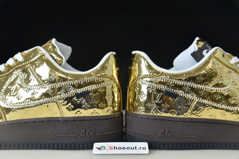 AIR FORCE 1 LOW  Metallic Gold