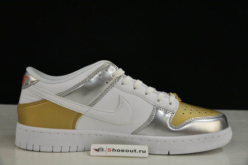 Nike Dunk Low WMNS “Metallic” DH4403-700