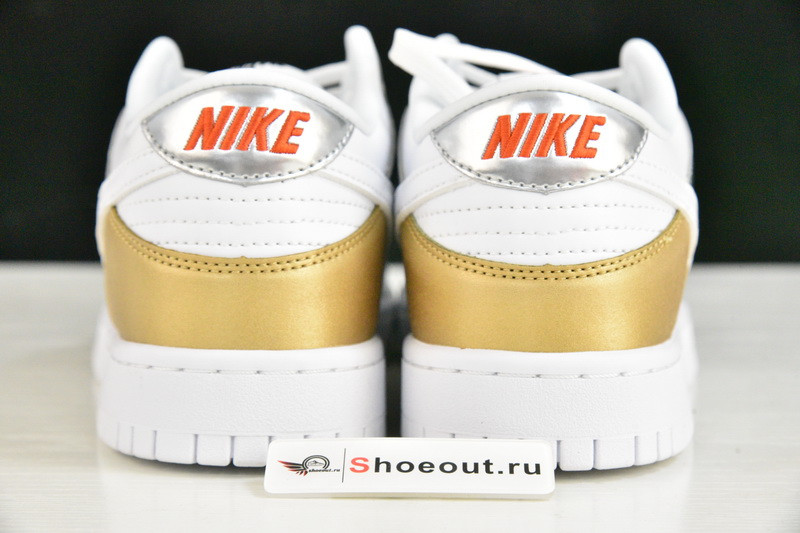 Nike Dunk Low WMNS “Metallic” DH4403-700