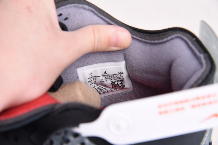 OFF White x Air Jordan 4 “Bred” CV9388-001