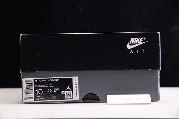 Air Jordan 11 Retro Low Concord Bred AV2187-160