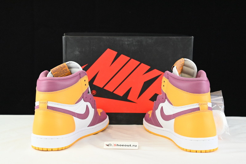 Air Jordan 1 High OG “Brotherhood” 555088-706