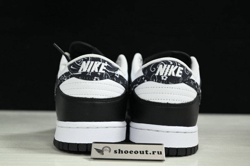 Nike Dunk Low WMNS “Black Paisley” DH4401-100