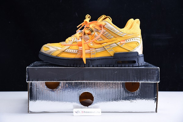 OFF White x Nike Air Rubber Dunk “University Gold” CU6015-700
