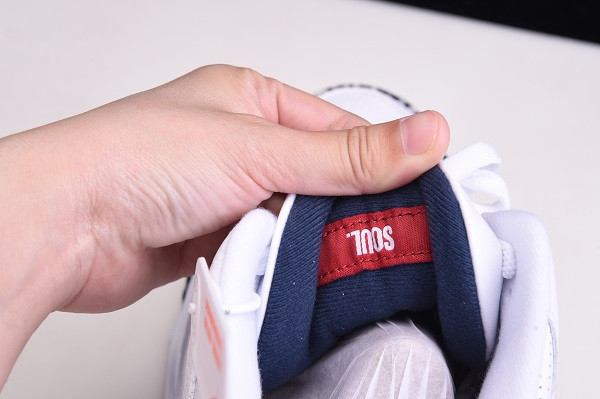 Air Jordan 3 “UNC” CT8532-104