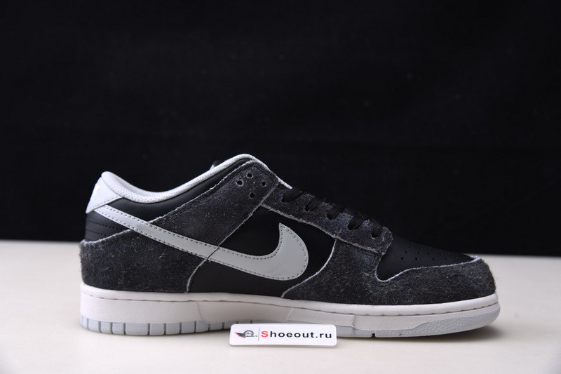 Nike Dunk Low “Zebra” DH7913-001