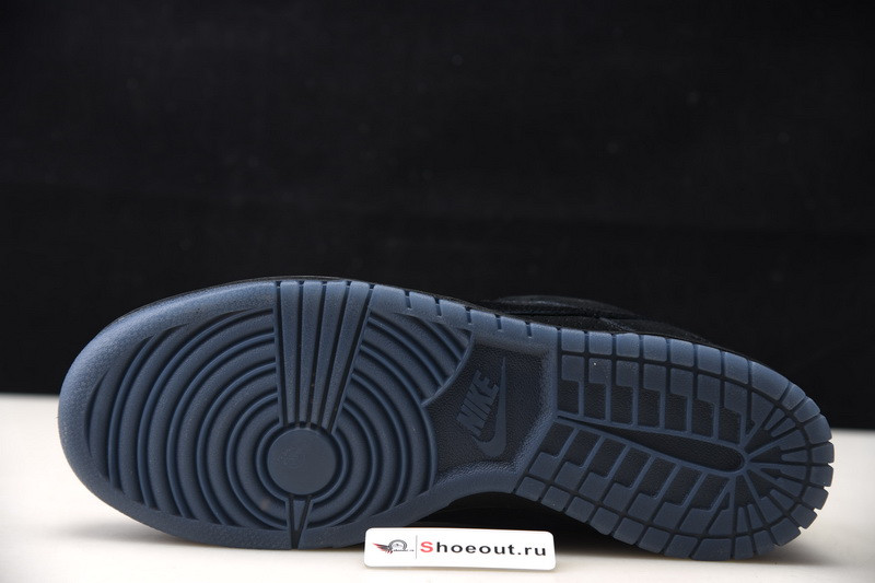 Undefeated x Nike Dunk Low DO9329-001