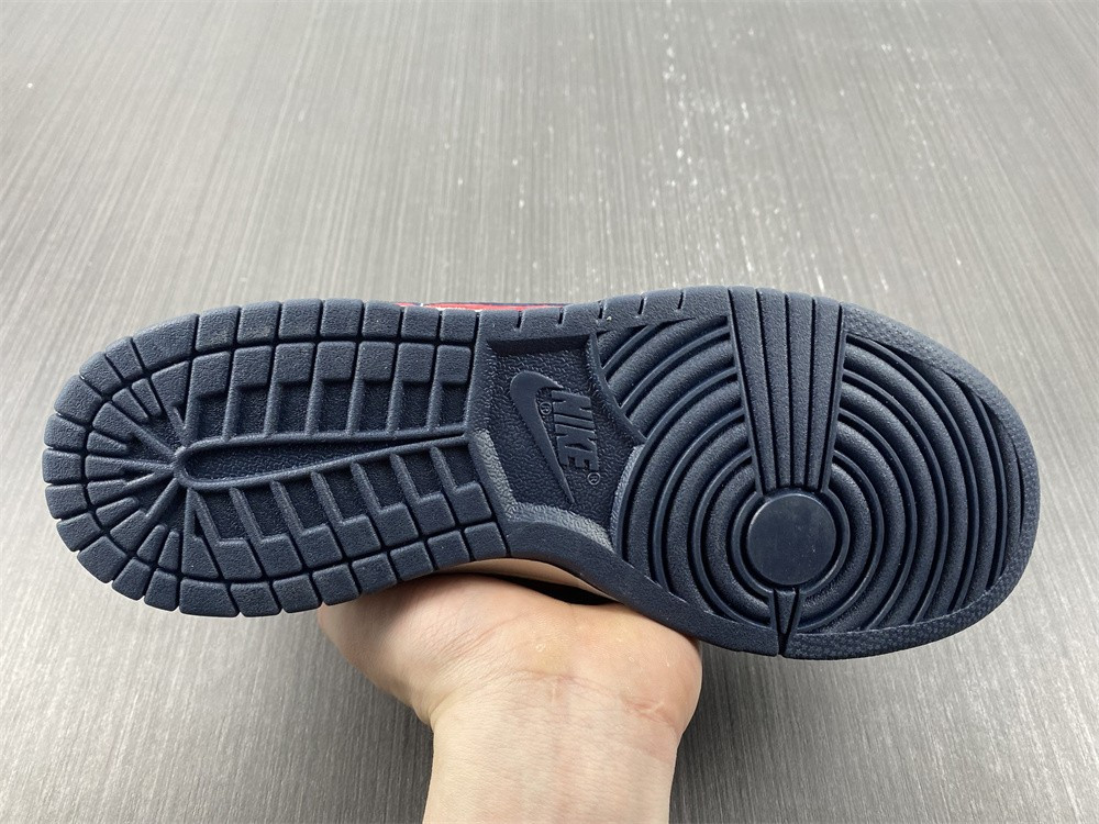 Otomo Katsuhiro x Nike SB Dunk Low Steamboy OST LF0039-004