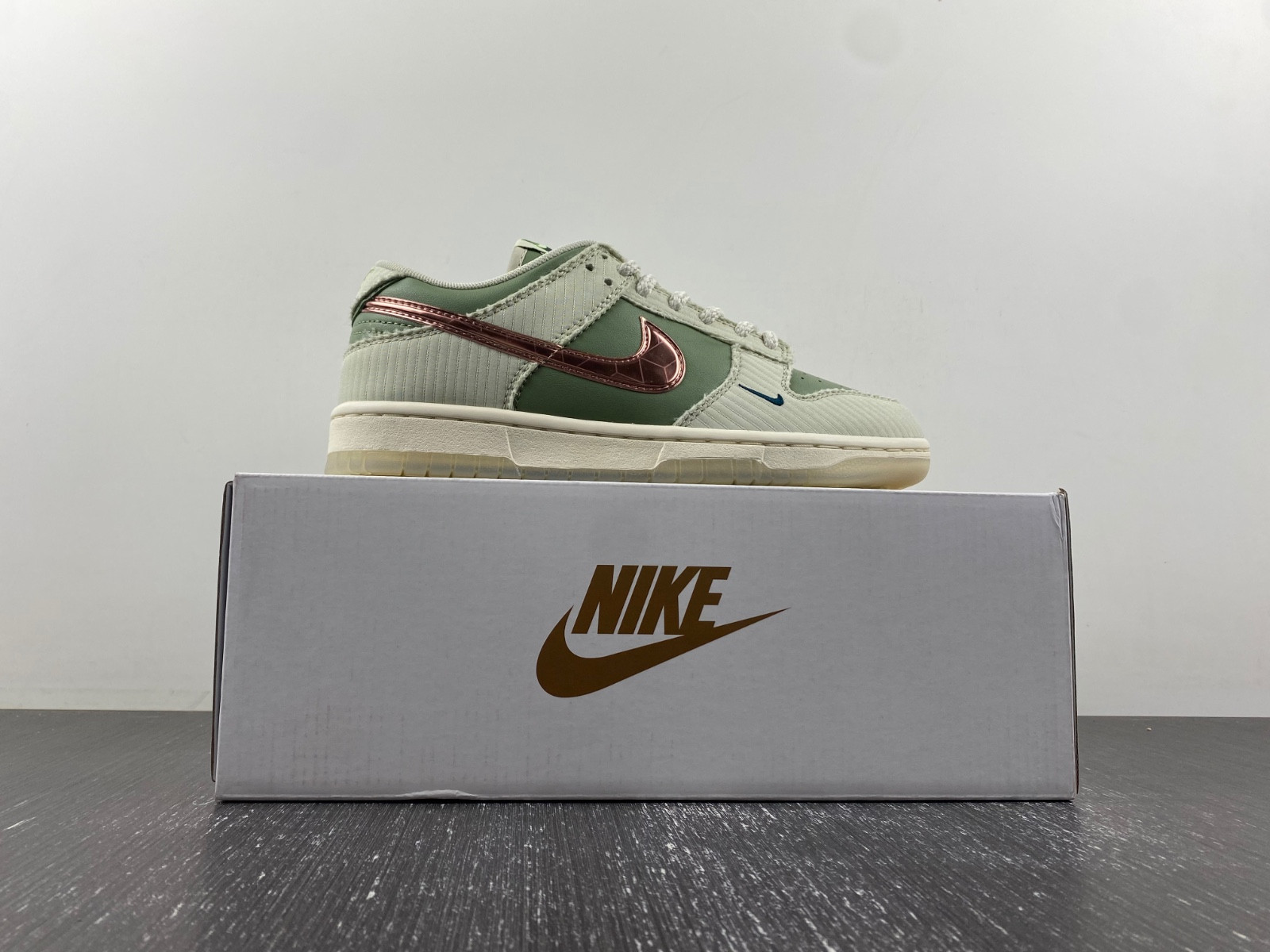 Kyler Murray x Nike Dunk Low “Be 1 of One” FQ0269-001