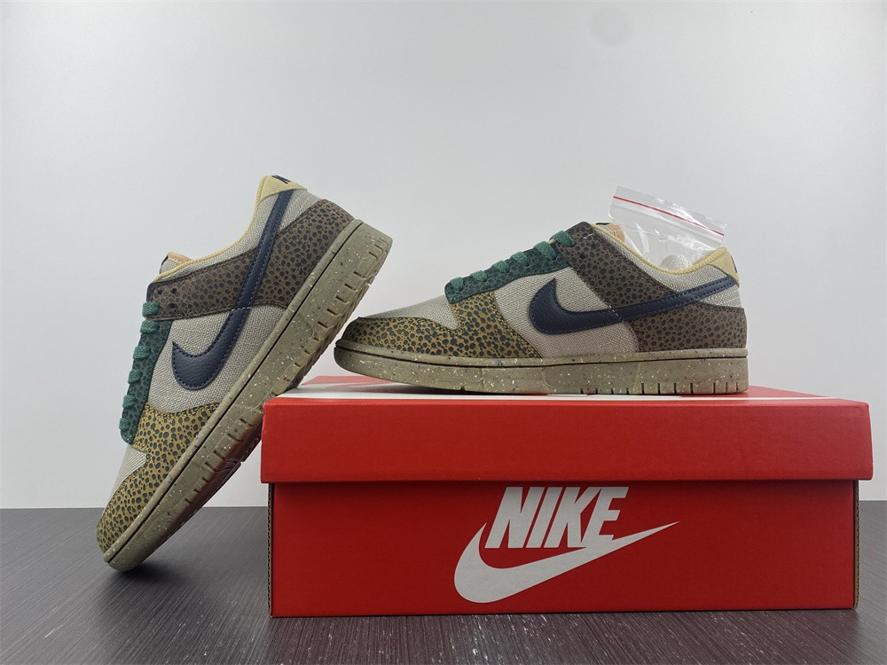 Nike Dunk Low “Safari” DX2654-200