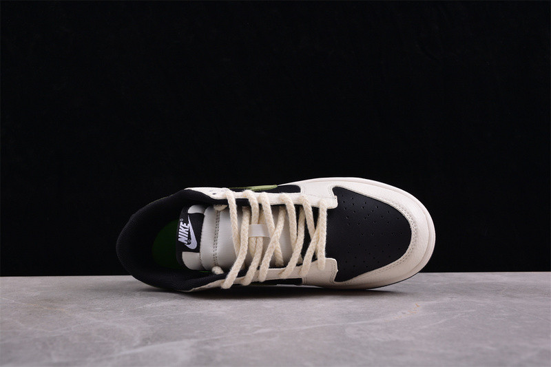 Nike SB Dunk Low LK2146-511