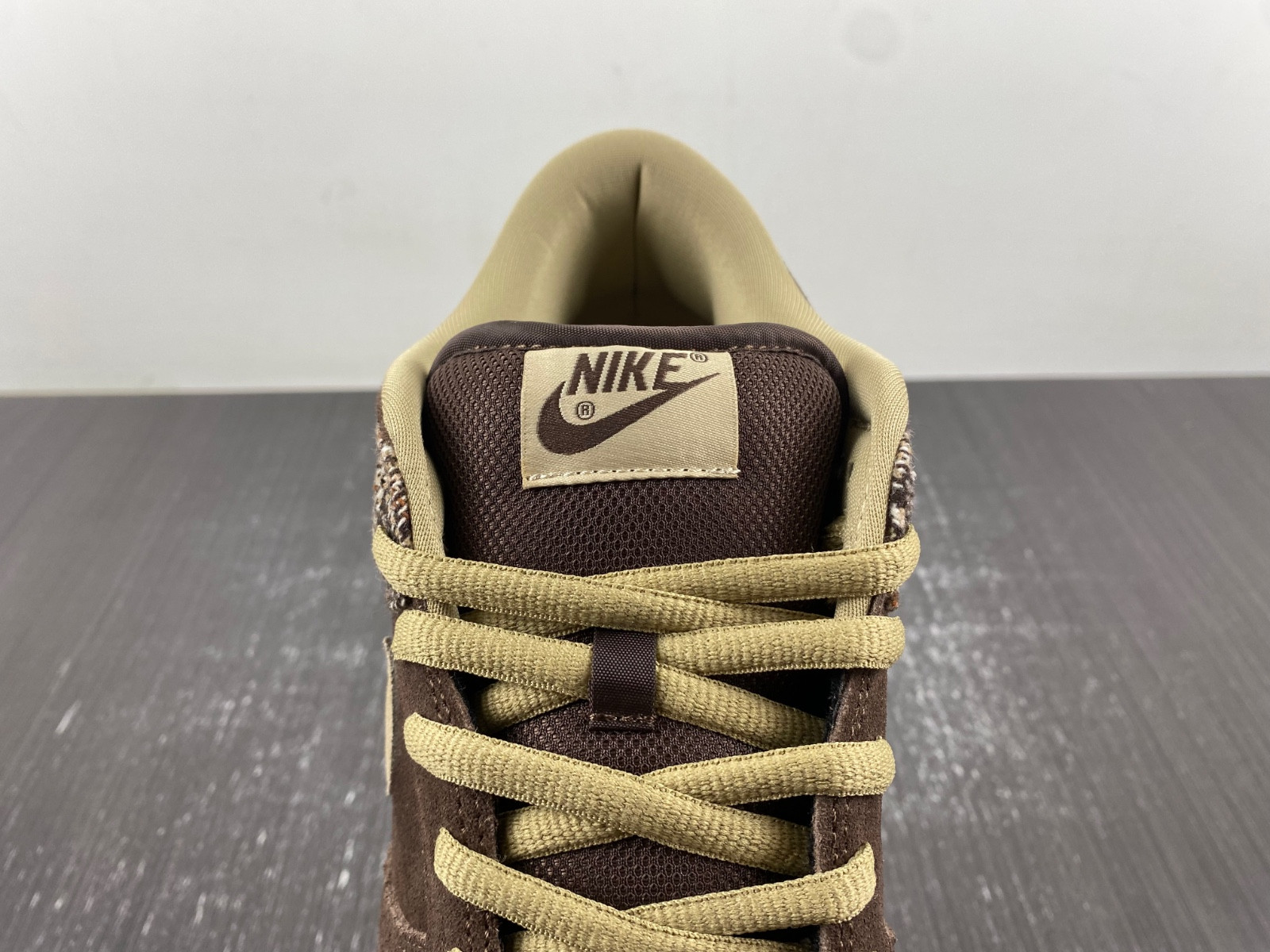 Nike SB Dunk Low “Tweed” 304292-223