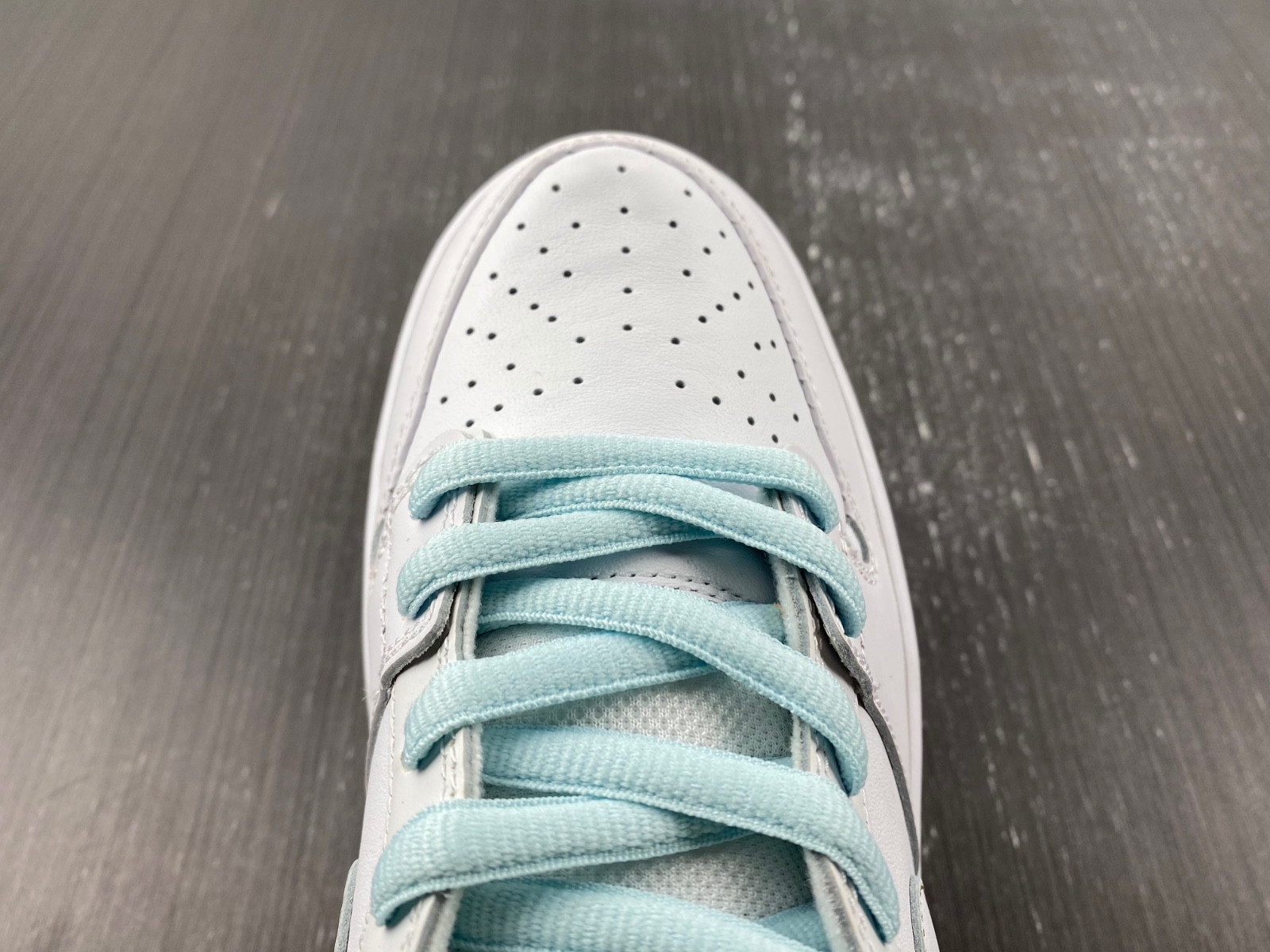 Nike SB Dunk Low pro “Be True” DR4876-100