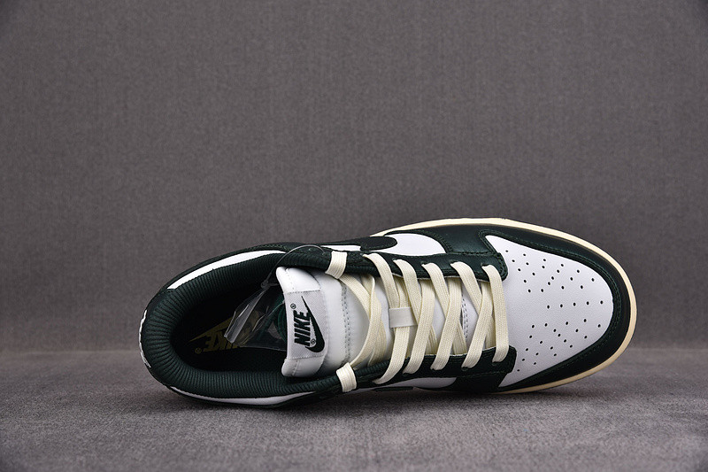 Nike Dunk Low “Vintage Green” DQ8580-100