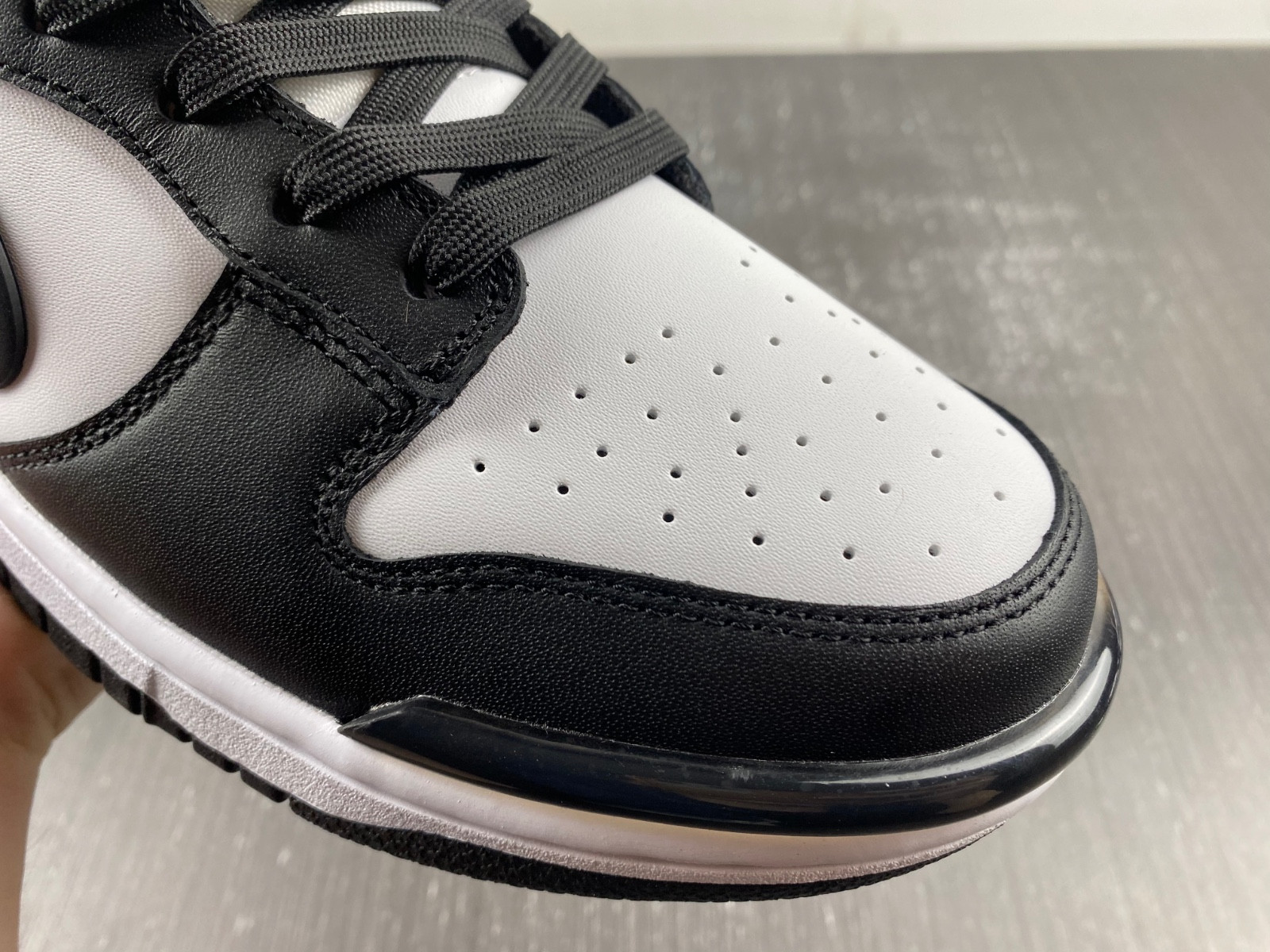 Nike Dunk Low Twist “Panda” DZ2794-001