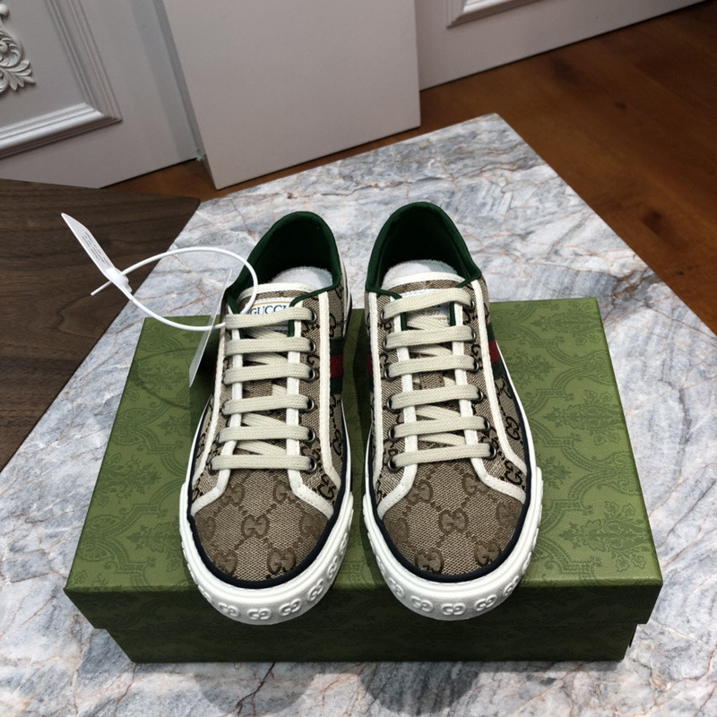 GC Sneakers
