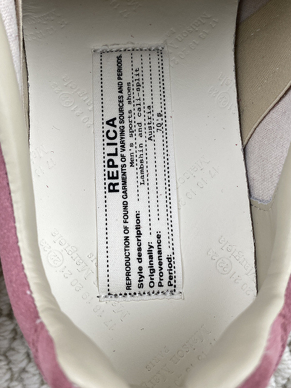 ma*s*n Ma*i*la sneakers