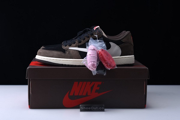 Travis Scott x Air Jordan 1 Low OG SP “Dark Mocha” CQ4277-001