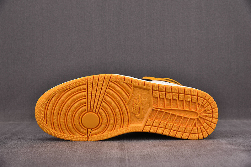 Air Jordan 1 High OG “Yellow Toe” 555088-711