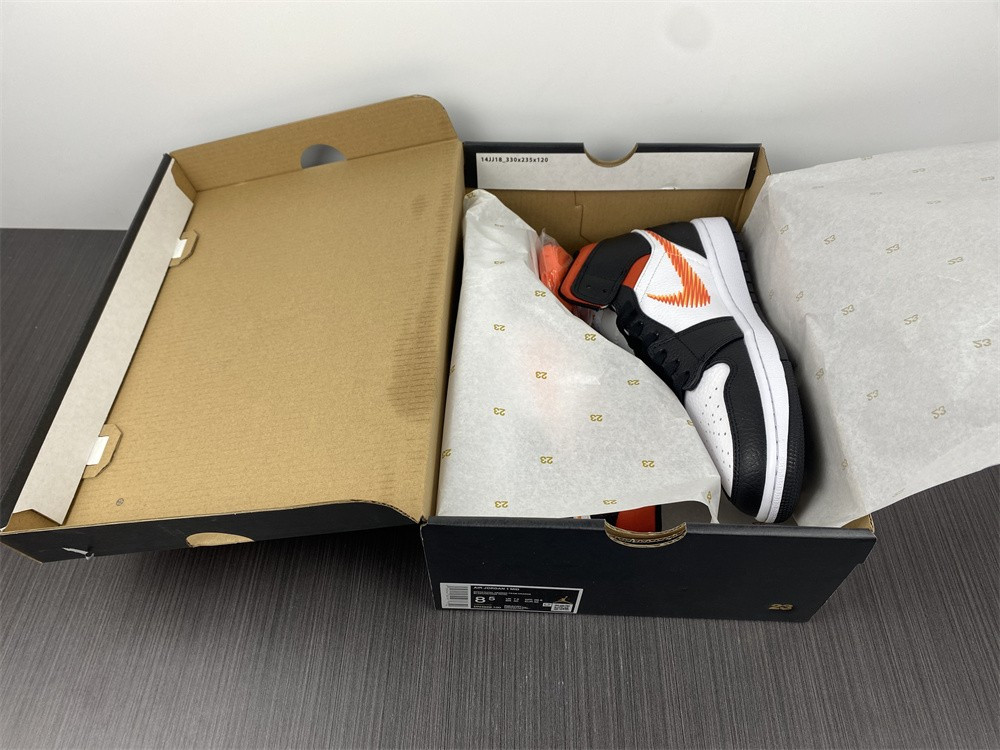 Air Jordan 1 Mid "Zig Zag" DN4929-100