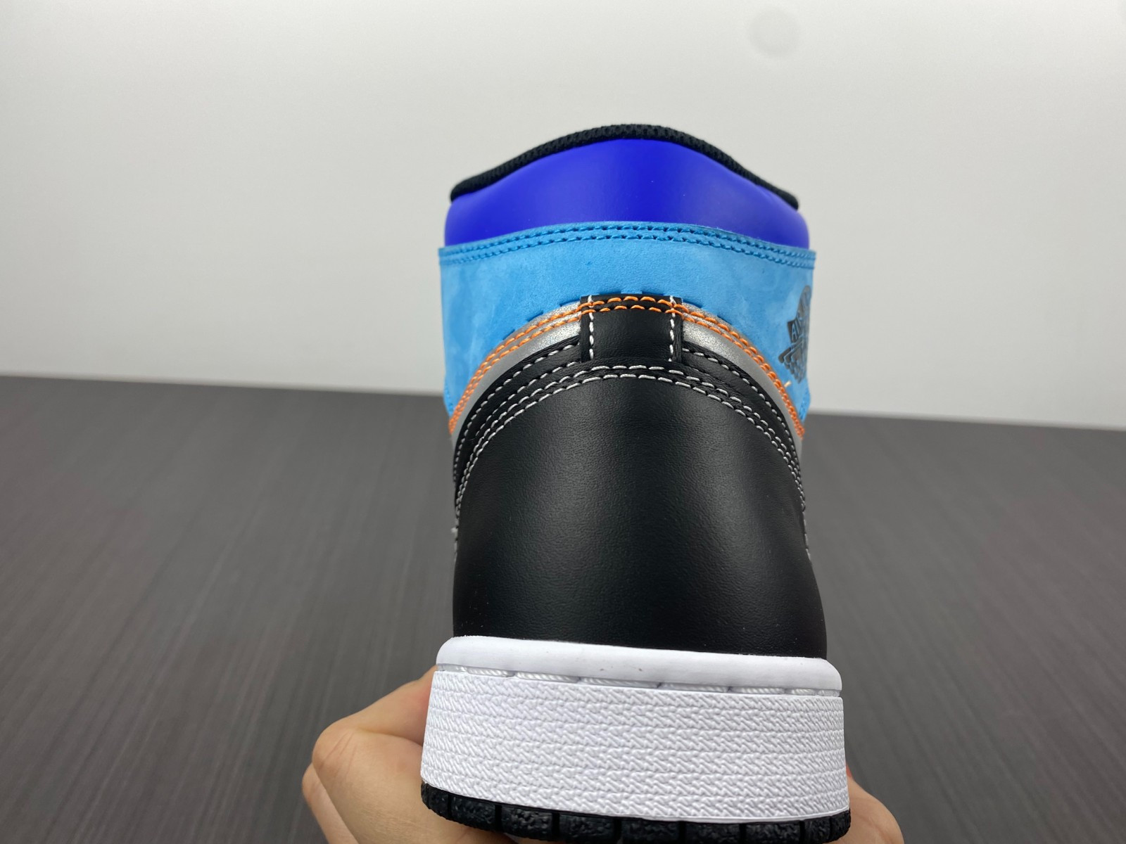 Air Jordan 1 High OG “Prototype” DC6515-100