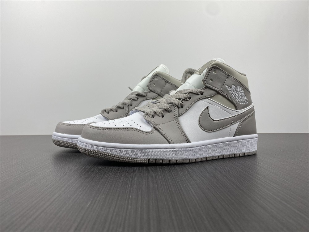 Nike Air Jordan 1 Mid 554724-082