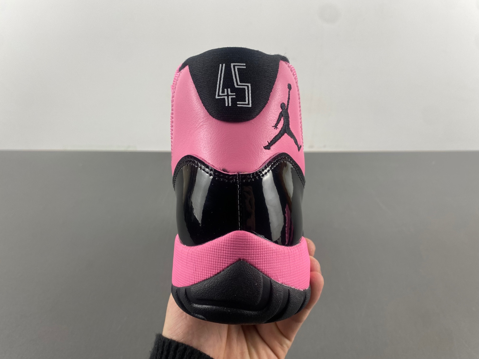 Air Jordan 11 CT8012-500