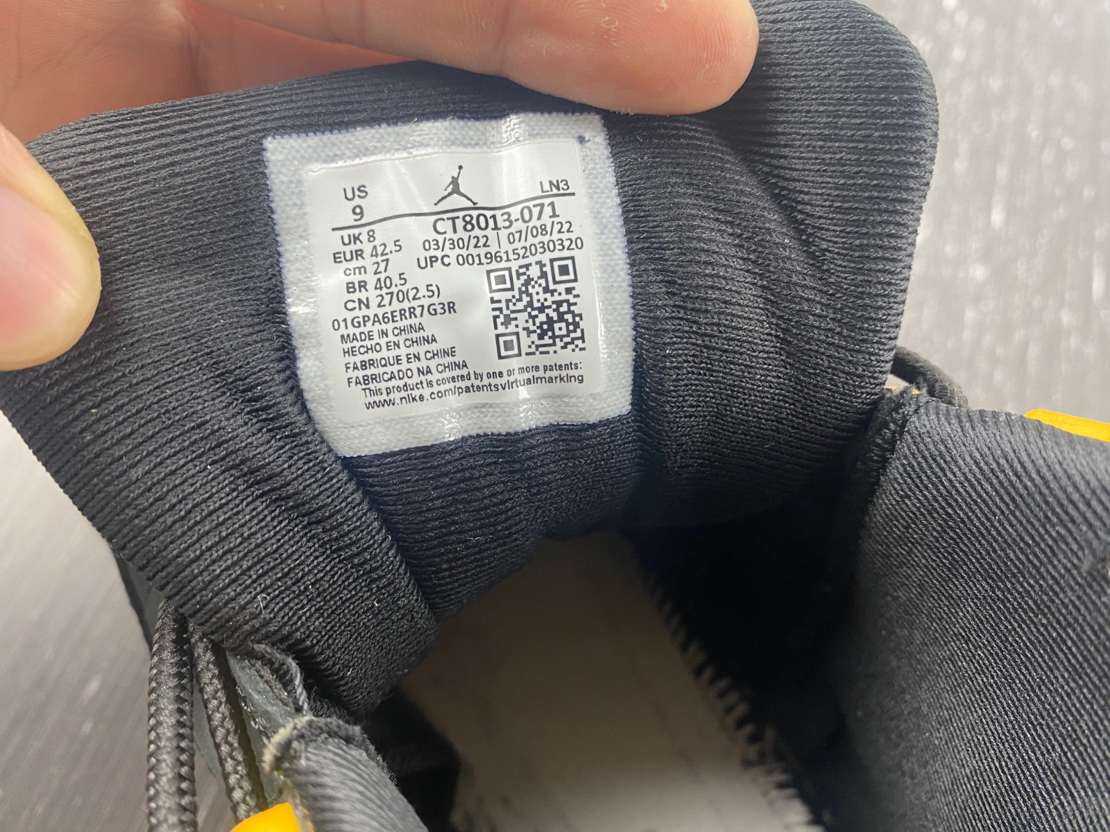 Air Jordan 12 “Black Taxi” CT8013-071