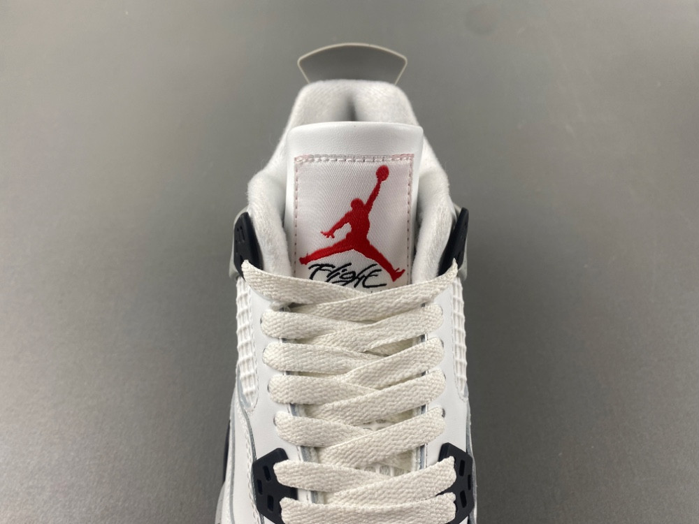 Air Jordan 4 “White Cement” 2025 FV5029-100