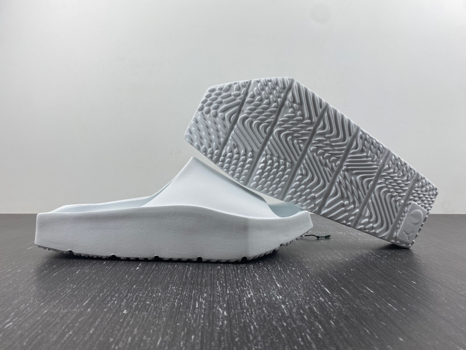 Jordan Slide DQ8992-100