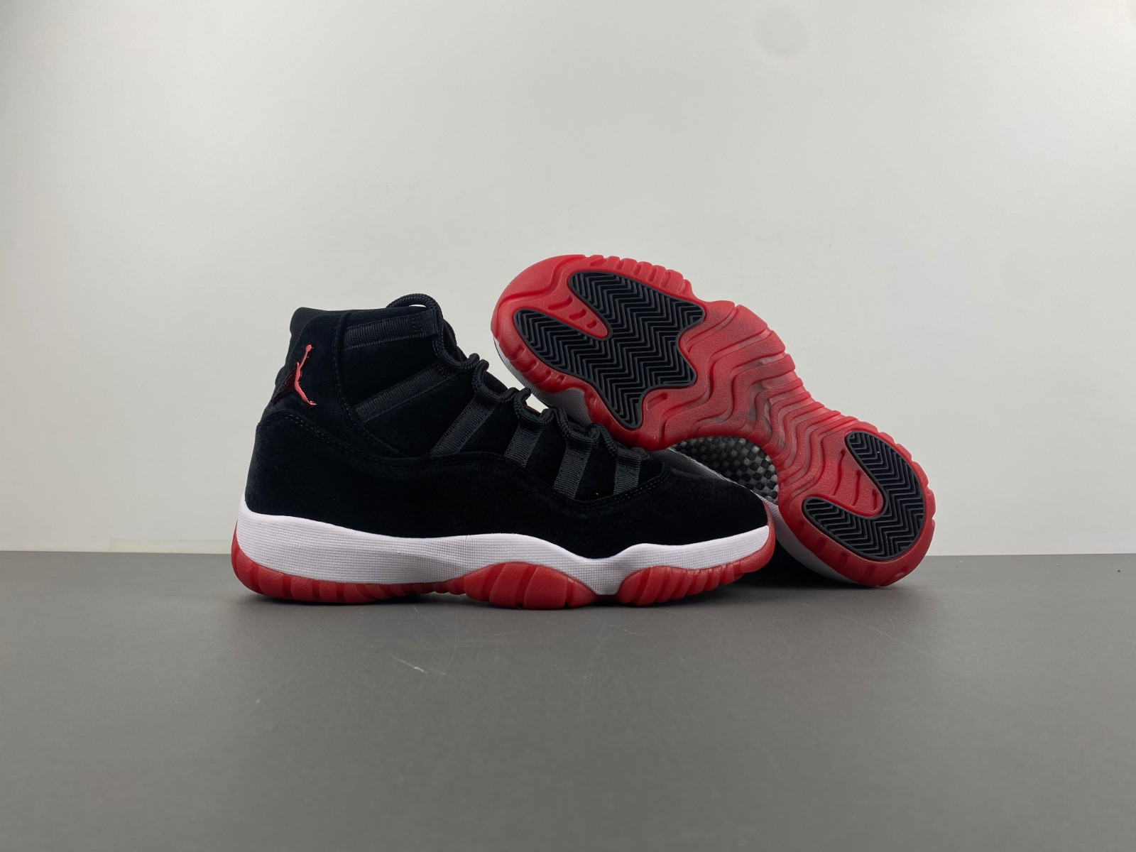 Air Jordan 11 WMNS DB5457-061
