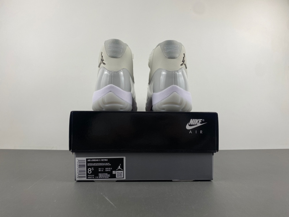 Air Jordan 11 AR0715-110