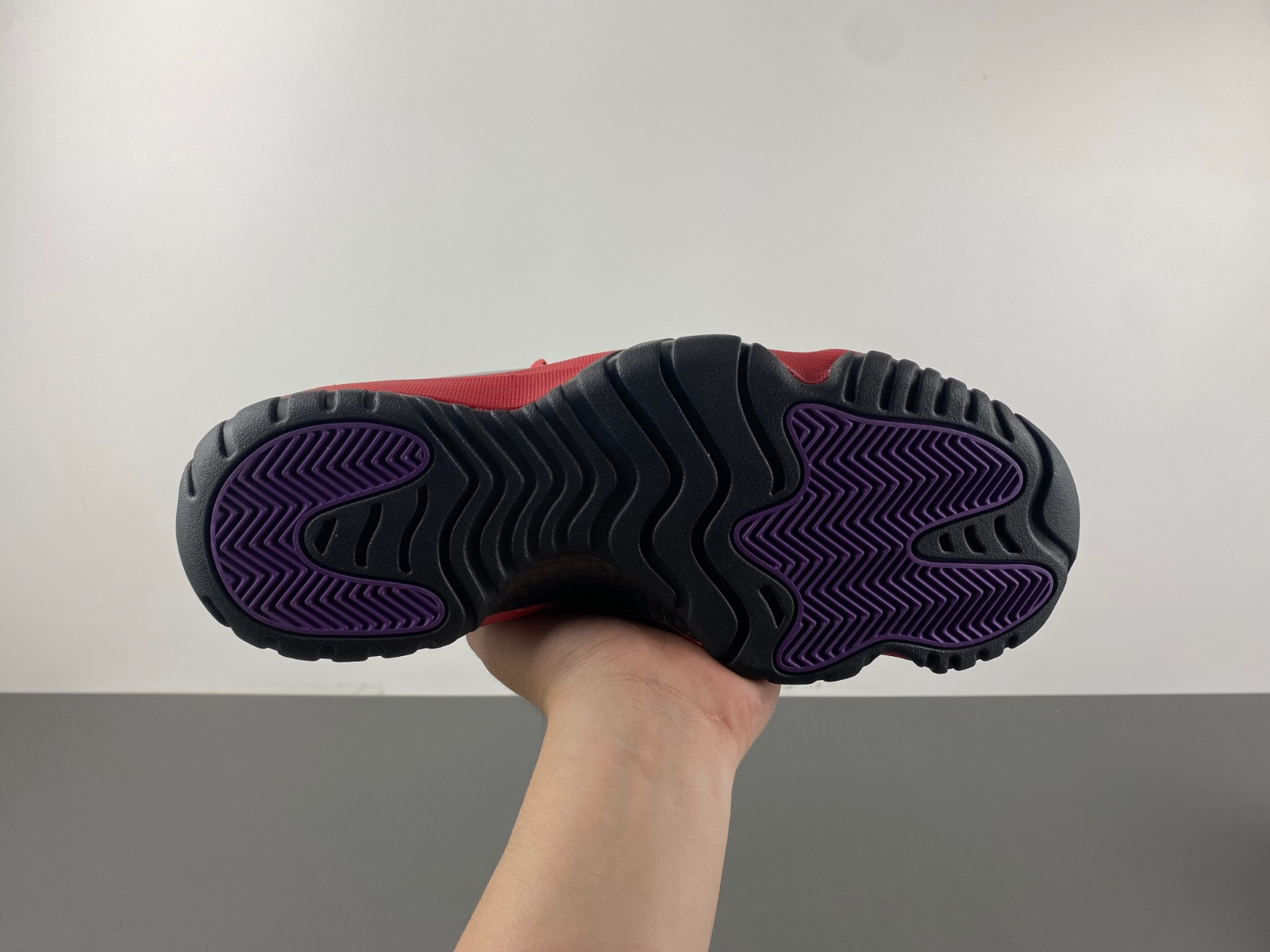 Air Jordan 11 CT8012-600