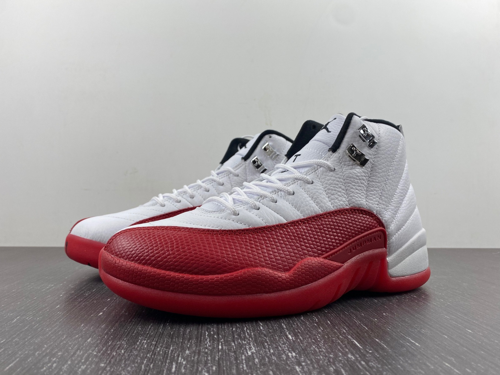 Air Jordan 12 Cherry AJ1204-110