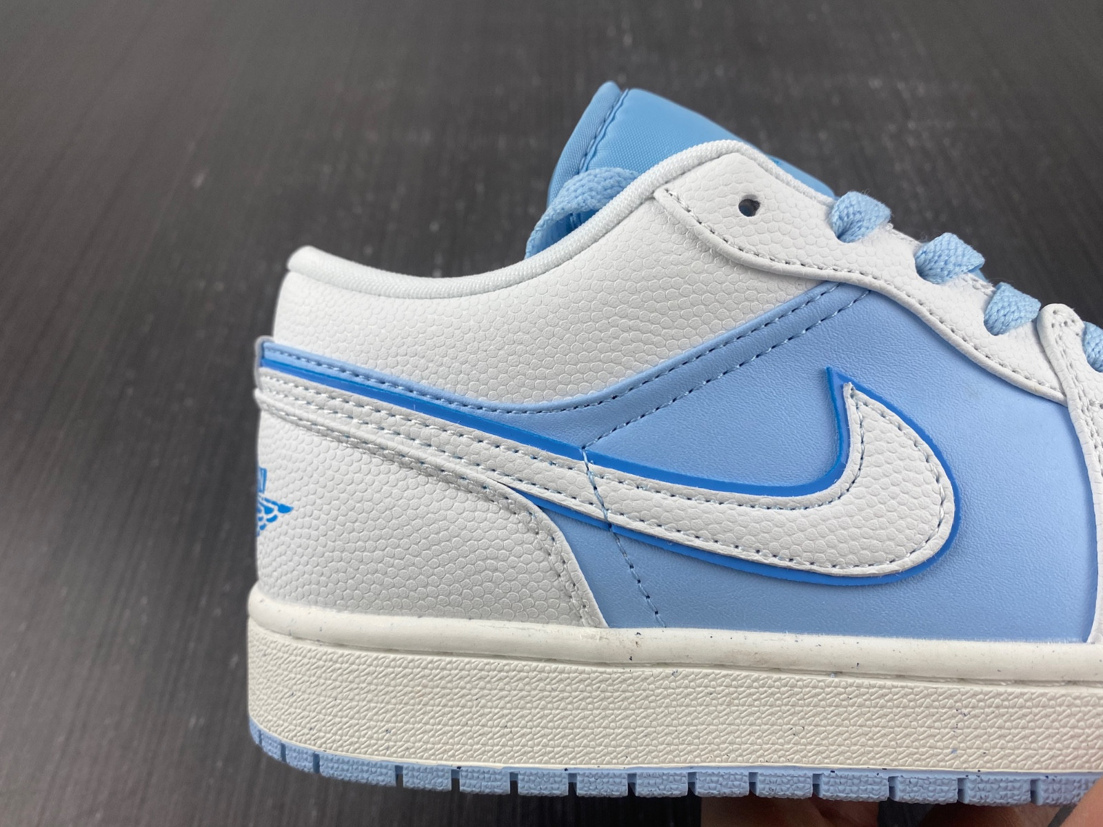 Jordan 1 Low SE Reverse Ice Blue (W) DV1299-104
