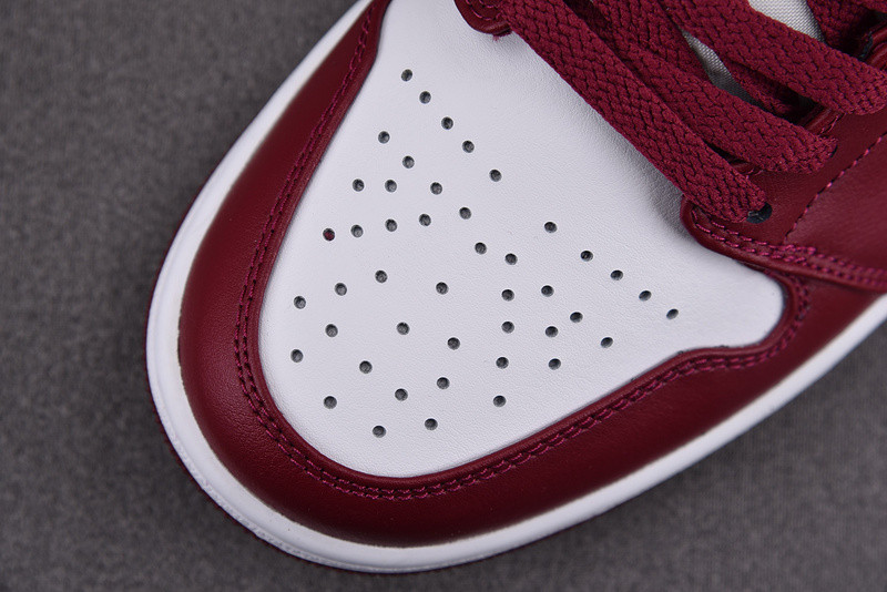 Air Jordan 1 Low “Cherrywood Red” 553558-615