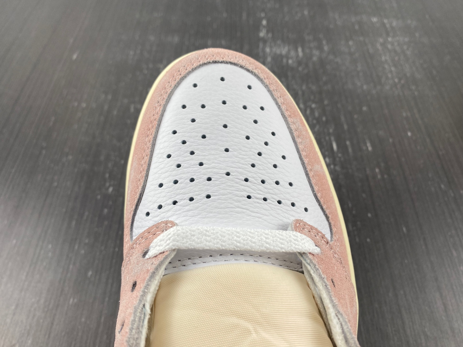 Air Jordan 1 High OG WMNS “Washed Pink” FD2596-600