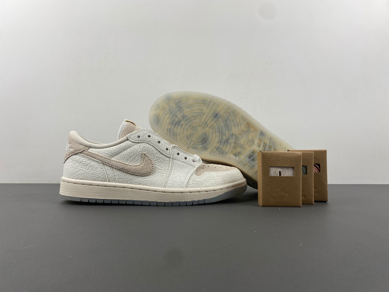 Chris Paul x Air Jordan 1 Low OG “Give Them Flowers” FZ0455-200