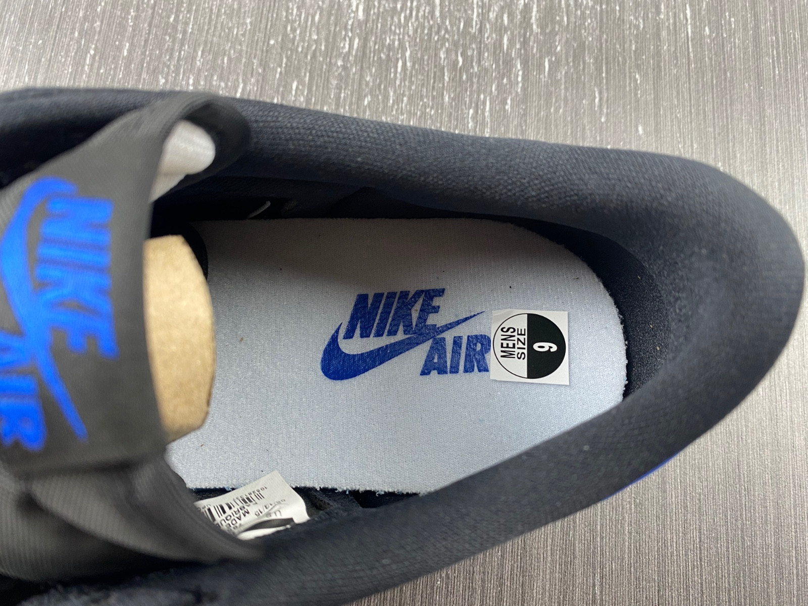 Jordan 1 Retro Low Royal (2015)  705329-004