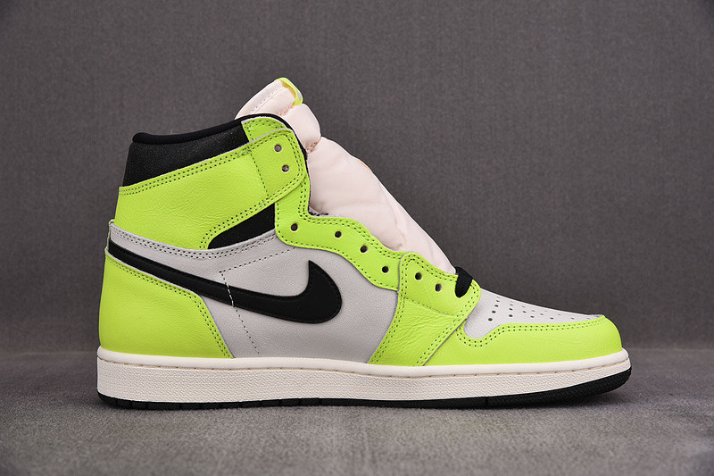 Air Jordan 1 High OG“Volt” 555088-702-01