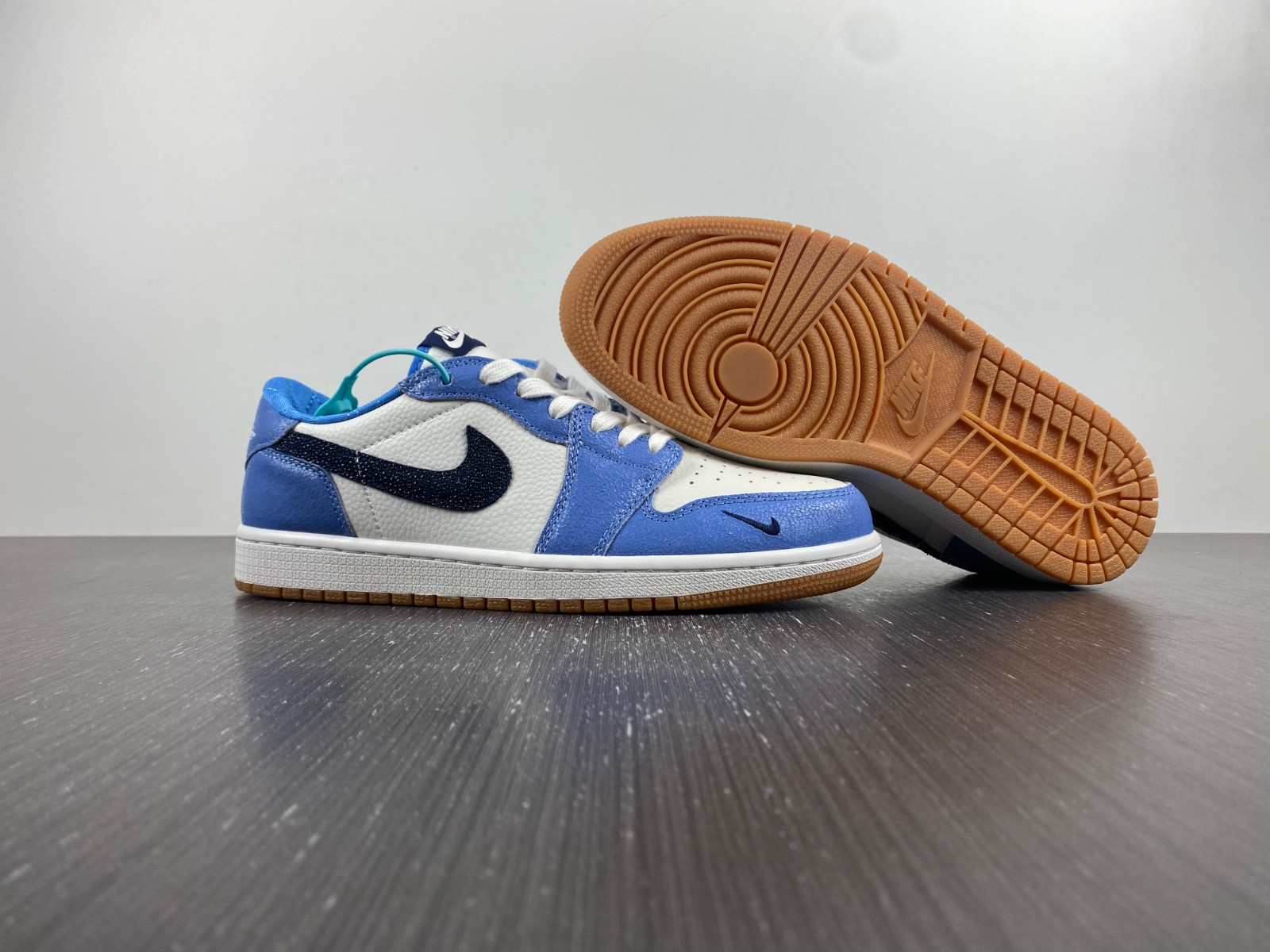 Air Jordan 1 Low DZ0791-102